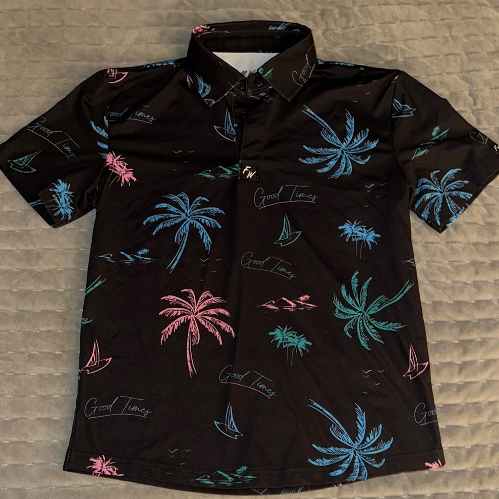 Boys Full Wedge Golf Polo, size Small.